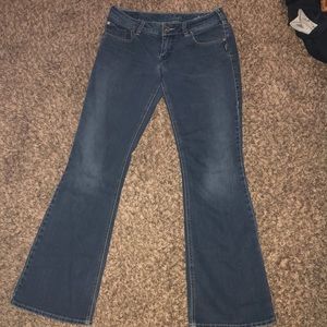 Bootcut jeans